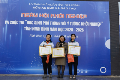DỰ ÁN FOXEDU – TRƯỜNG THPT KIM SƠN A ĐẠT GIẢI BA CUỘC THI “HỌC SINH PHỔ THÔNG VỚI Ý TƯỞNG KHỞI NGHIỆP” TỈNH NINH BÌNH NĂM HỌC 2025-2026