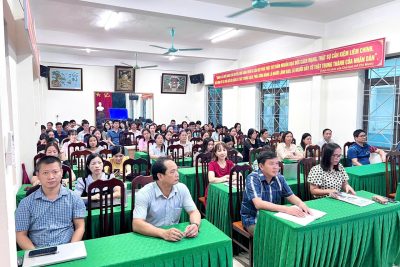 TRƯỜNG THPT KIM SƠN A TRIỂN KHAI HỘI NGHỊ BỒI DƯỠNG LÝ LUẬN CHÍNH TRỊ HÈ NĂM 2026